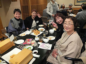 四七会同窓会写真