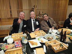 四七会同窓会写真