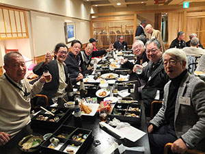 四七会同窓会写真