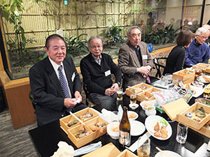 四七会同窓会写真