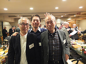 四七会同窓会写真